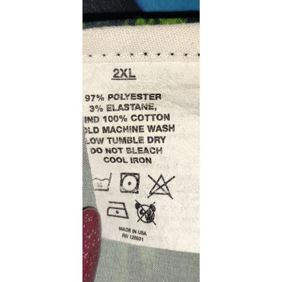 Musicians Band Rock N Roll Dress Drumset Fender Guitar Drums Microphone Sz 2XL - Picture 8 of 16